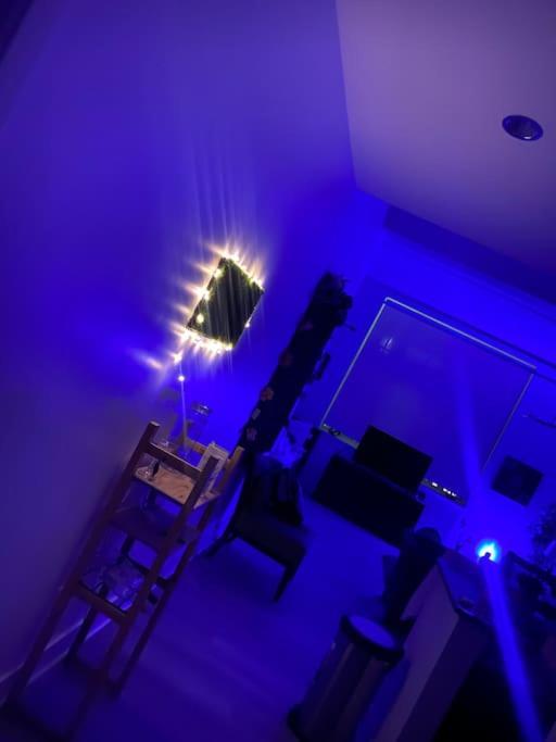 Cozy, High Rise, Large Studio Facing Downtown . Apartment Baltimore Bagian luar foto